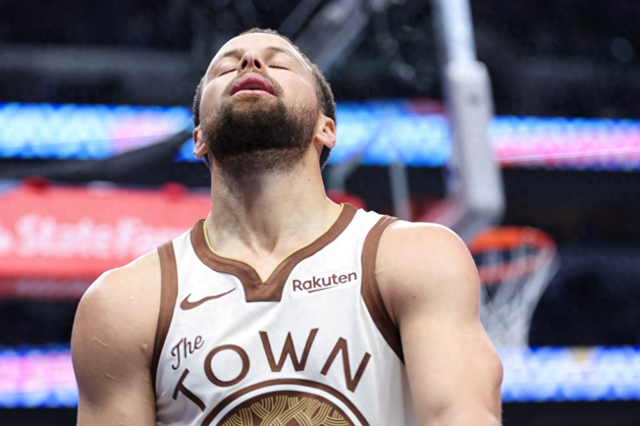 必一官方网站-再打1场!皮尔斯用19年书写的得分纪录,就要被库里超越了|保罗·皮尔斯|斯蒂芬·库里|波士顿凯尔特人队|保罗-皮尔斯|杰森-塔图姆_新浪体育_新浪新闻